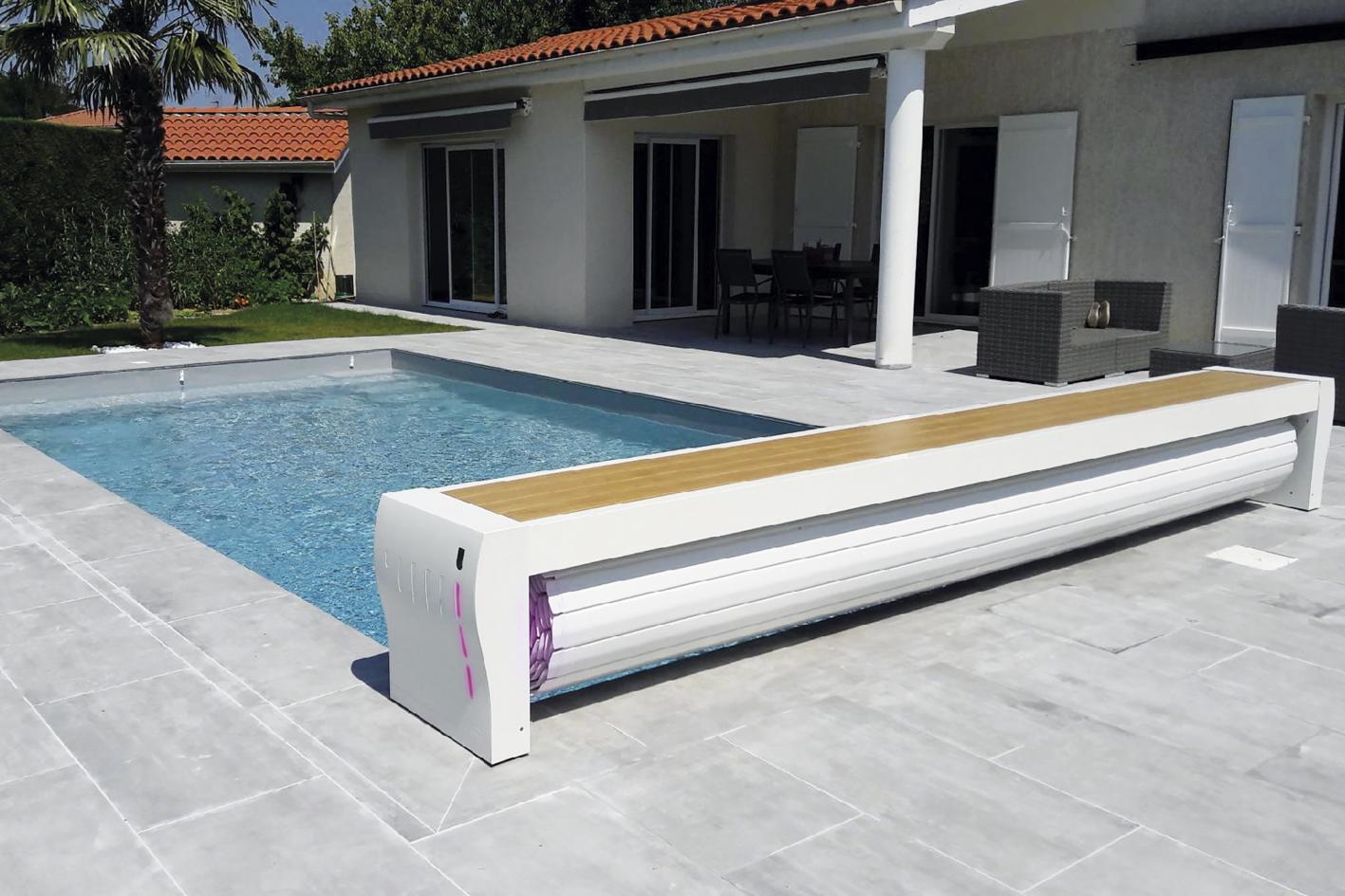 Pool Komplettset Premium ONE® mit Skimmer-Fertigpool und optional elektrischem Rollo / Poolabdeckung Poolgröße 3,3 x 8,0m | Oberflurrolladen - Bank