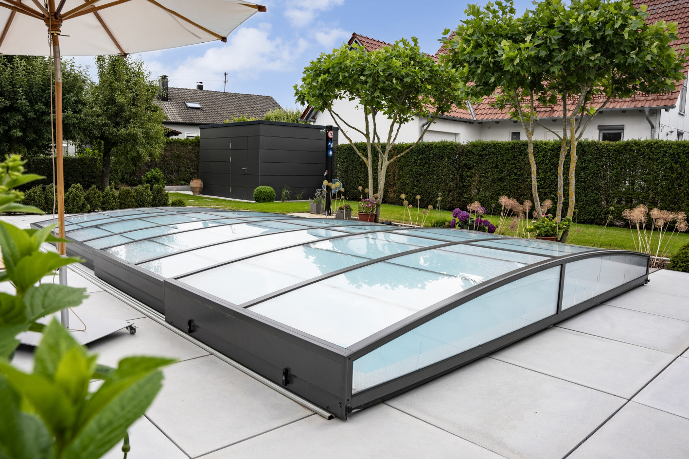 POOL-SYSTEMS Poolüberdachung / Schwimmbeckenüberdachung mit einseitiger Schiene SkyCover Neo 3.5x4.2m