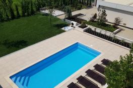 Keramik Pool Komplettset Cera Bay Cubic mit Skimmer Pool Poolgröße 3,2 x 6,5m | ohne Abdeckung