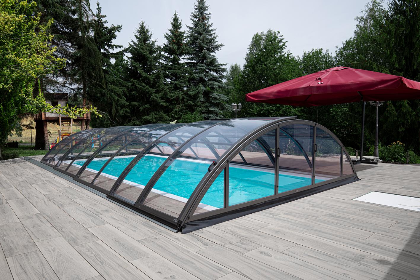 Pool Komplettset Premium ONE® mit Skimmer-Fertigpool und optional elektrischem Rollo / Poolabdeckung Poolgröße 4,0 x 10,0m | Überdachung Base Clear 5.0x10.6m