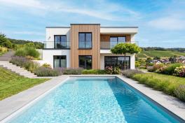 Pool Komplettset Bay mit Skimmer-Schwimmbecken und optionaler Poolüberdachung / elektrischem Rollo