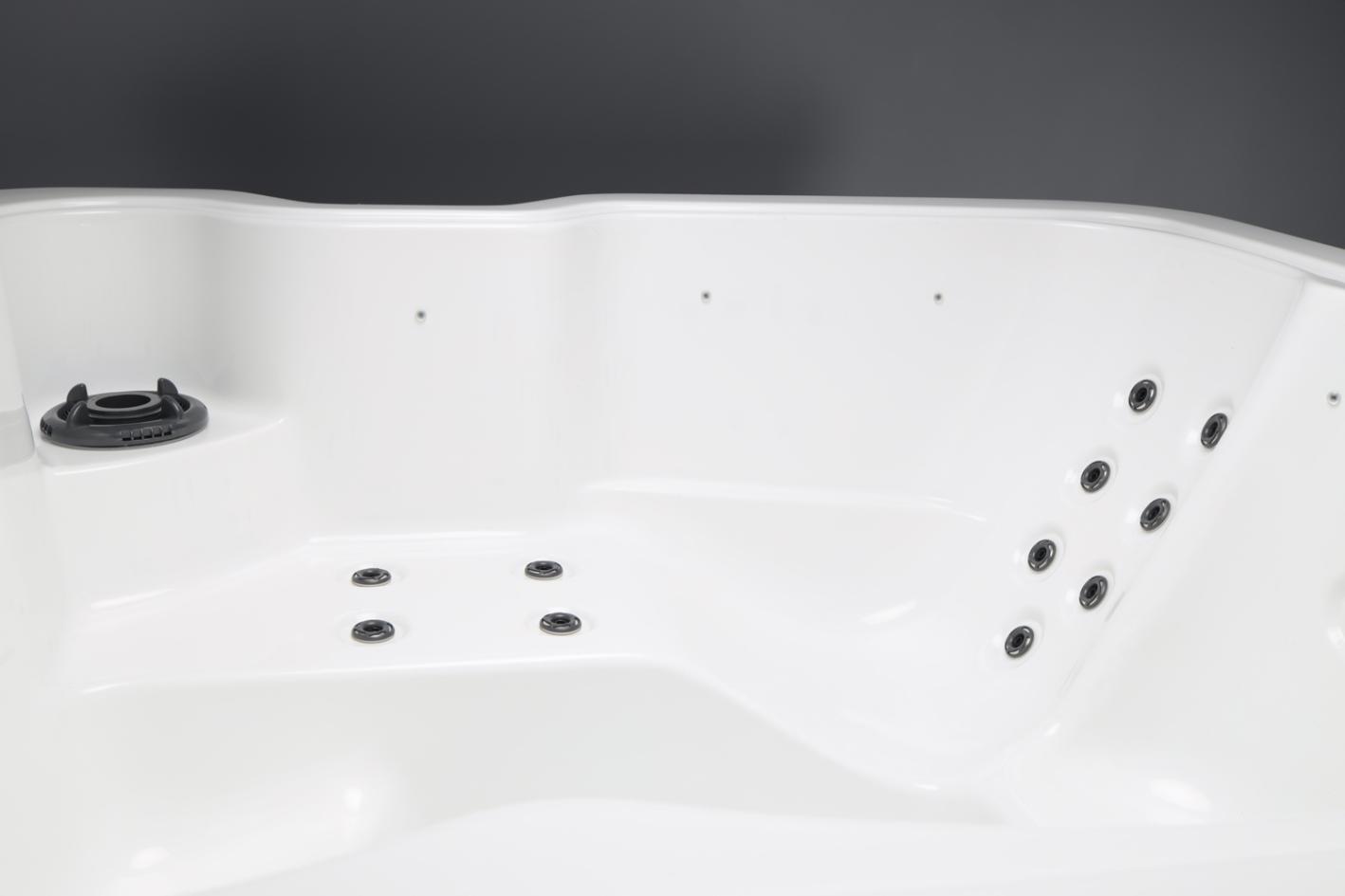 Whirlpool Luna – Outdoor Spa für 6 Personen mit App-Steuerung & Soundsystem, inkl. Thermoabdeckung