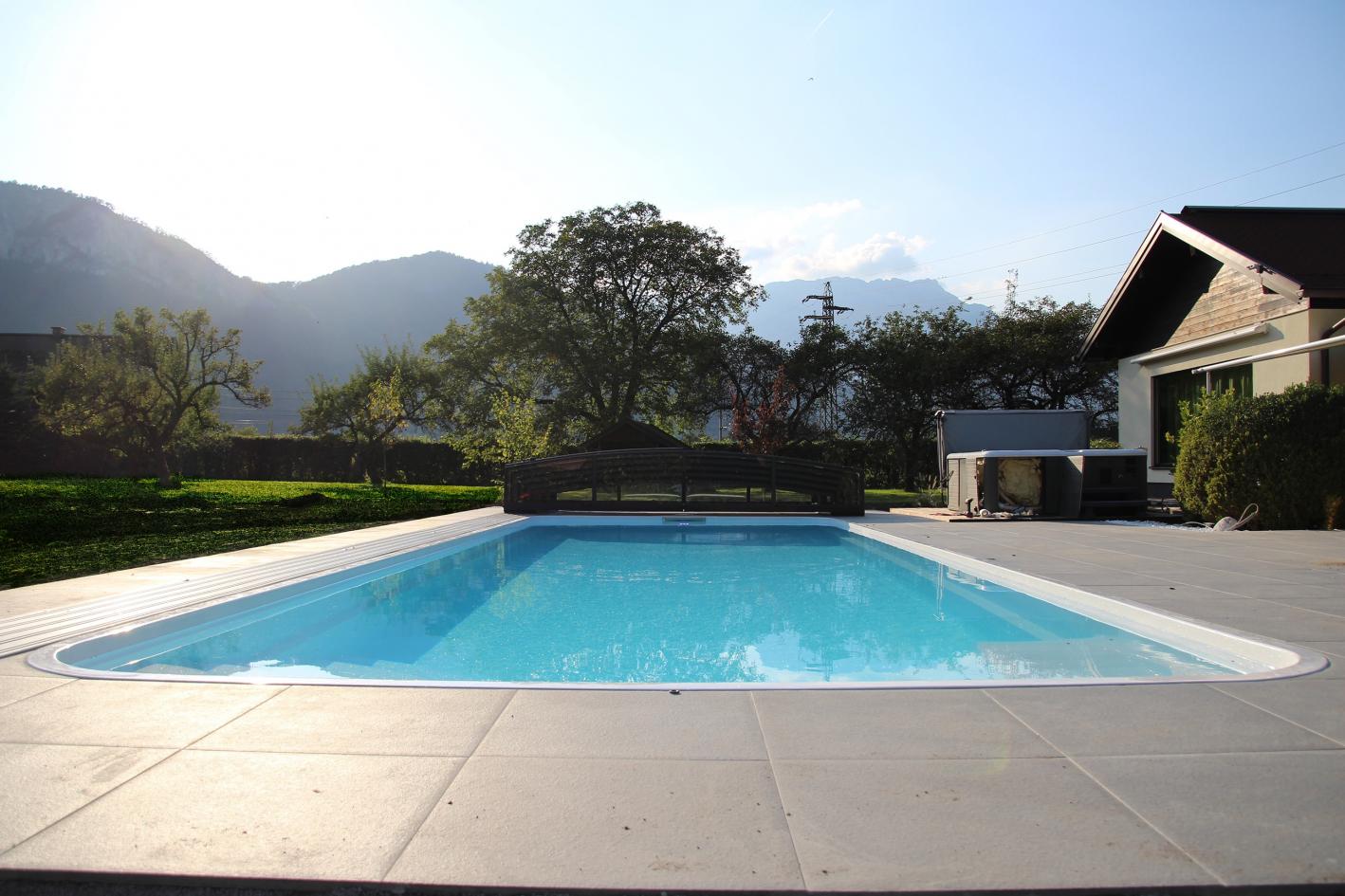 Keramik Pool Komplettset Cera Bay Cubic mit Skimmer Pool Poolgröße 3,2 x 6,5m | ohne Abdeckung