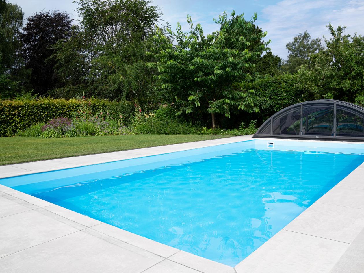 Pool Komplettset Bay mit Skimmer-Schwimmbecken und optionaler Poolüberdachung / elektrischem Rollo Poolgröße 3,5 x 7,0m | ohne Abdeckung