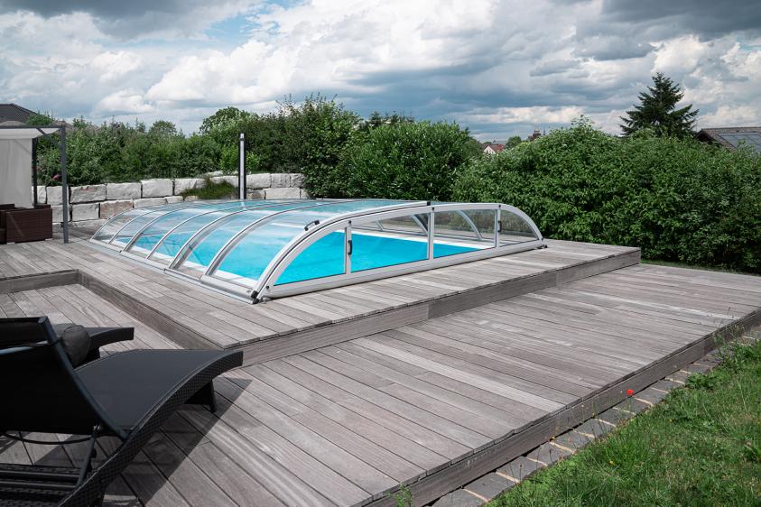 Pool Komplettset Infinity® Bay mit ÜberlaufSchwimmbecken und
