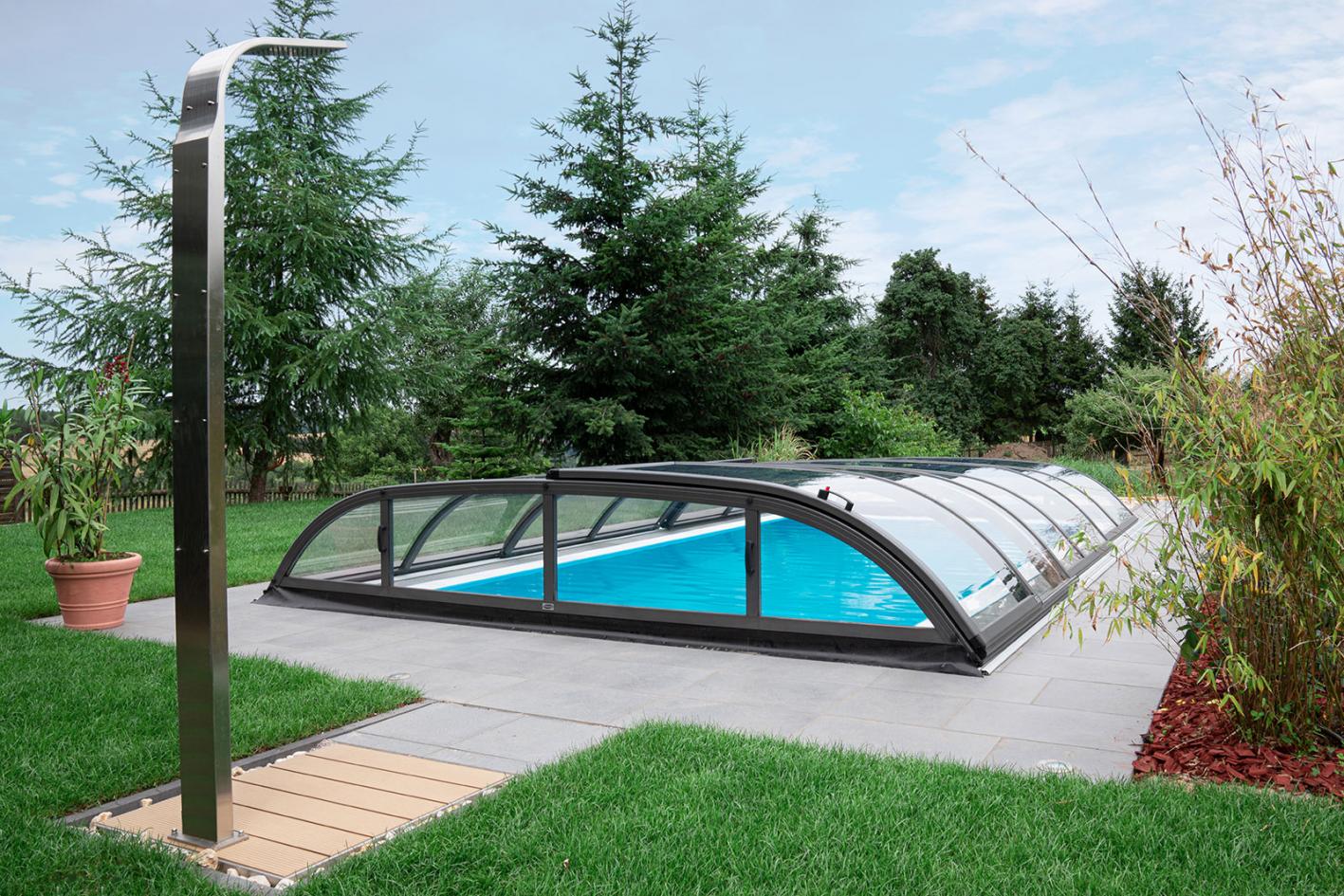 Edelstahlpool Komplettset Infinity® Eternity mit Überlauf-Fertigpool und optional elektrischem Rollo / Poolabdeckung Poolgröße 3,0 x 7,0m | Überdachung Harmony Clear 4.7x8.5m