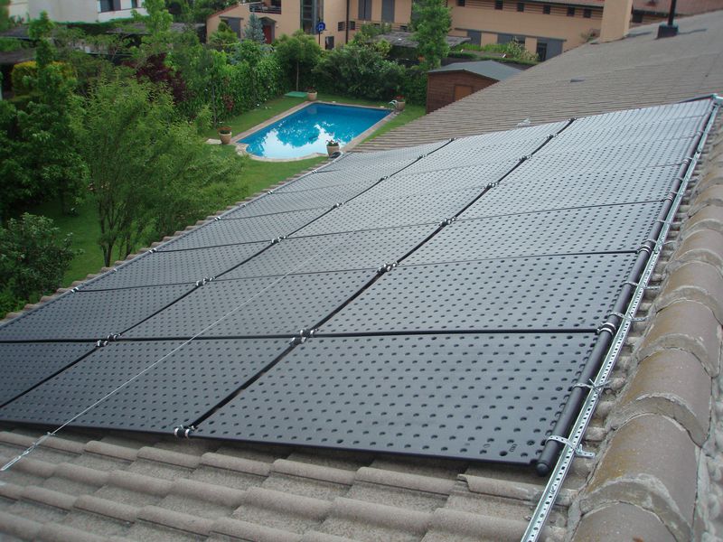 Pool-Solarheizung / Pool-Solarabsorber OKU SOLAR24SET 12,78m² Absorber-Komplettset, bis 24m² Wasseroberfläche