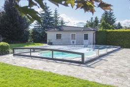 Pool Komplettset Infinity® ONE mit Überlauf-Fertigpool und optional elektrischem Rolladen / Poolabdeckung  Poolgröße 3,2 x 7,0m | Überdachung Pure 4.1x8.5m